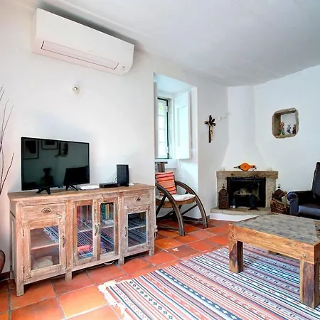 Villa Charming Coastside Colares