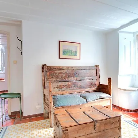 Charming Coastside * Colares