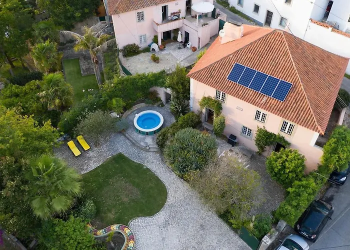 Villa Charming Coastside Colares