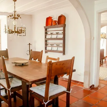 Charming Coastside *