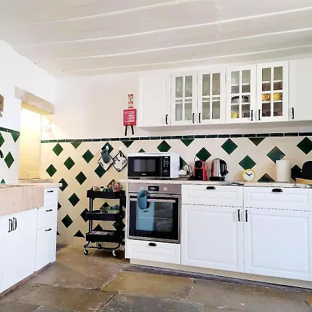 Charming Coastside Villa Colares